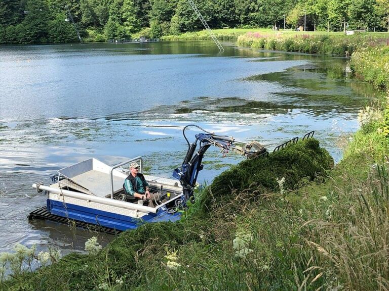 BERKY NEREUS 240 AMPHI gegen Wasserpest